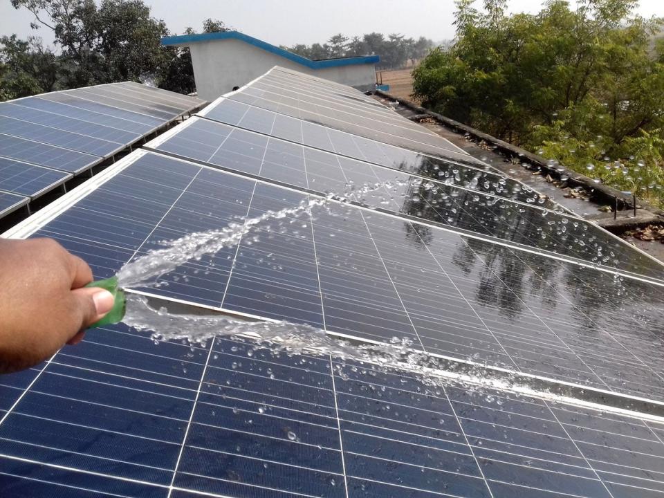 How To Clean Solar Panels