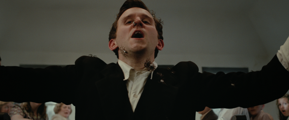 Harry Melling's preacher Roy Laferty pours real spiders on his face to show his faith in God in "The Devil All the Time." And they are real spiders.