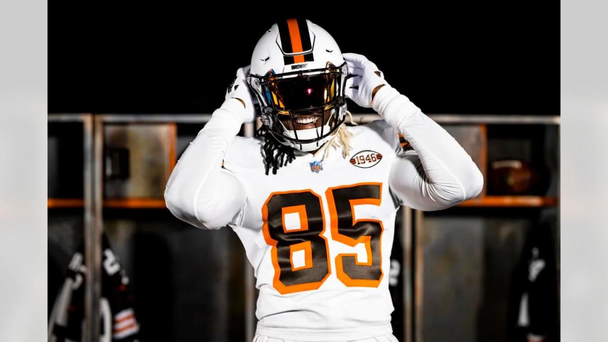 Cleveland Browns white helmets debuting vs. Steelers on 'MNF' a