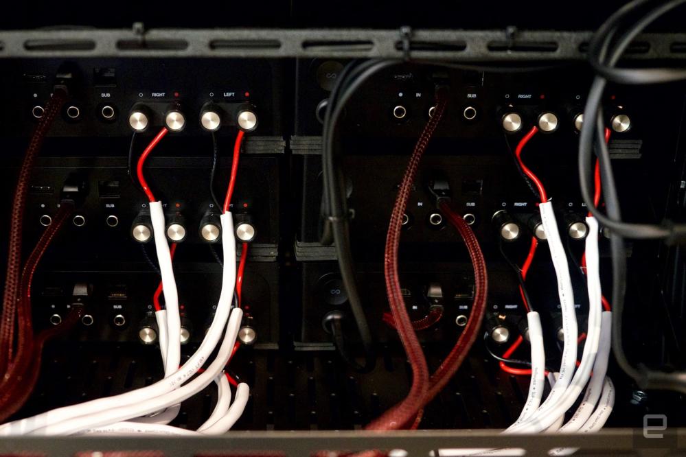 klæde sig ud Kør væk Nominering Sonos Amp is an AV hub built to handle complex setups | Engadget