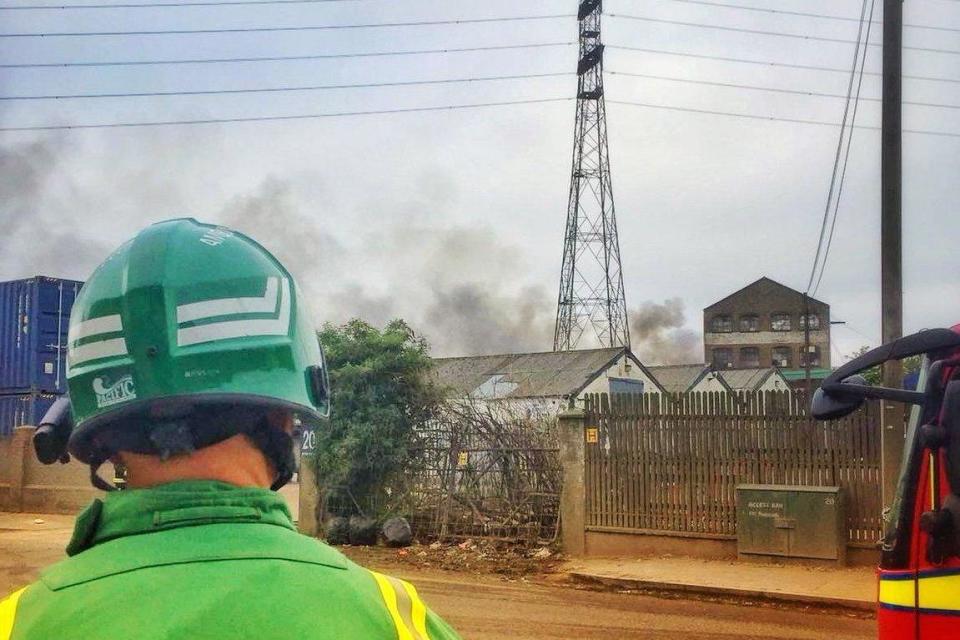 Huge fire: Around 100 firefighters attended the blaze in Barking (LAS HART/Twitter)