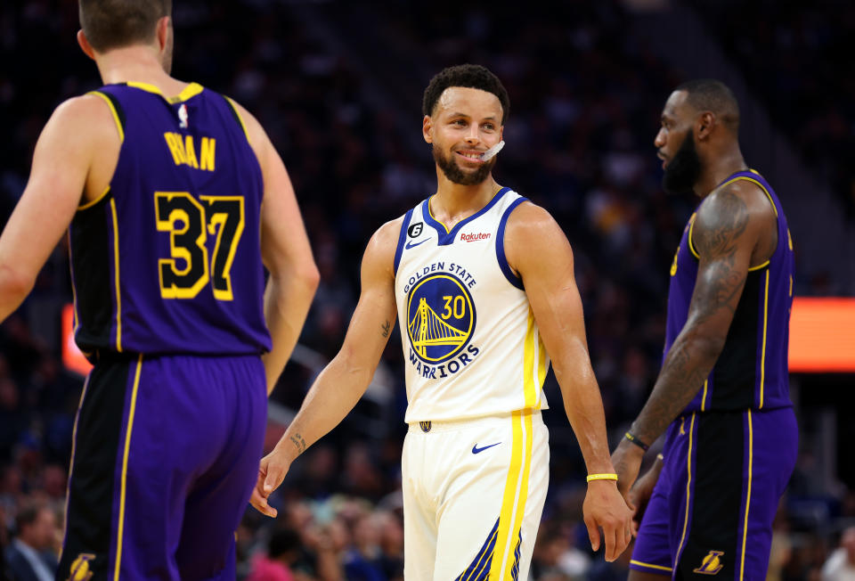 Golden State Warriors guard Stephen Curry reacts during the third quarter of the game against the Los Angeles Lakers at Chase Center in San Francisco on Oct. 18, 2022. (Ezra Shaw/Getty Images)