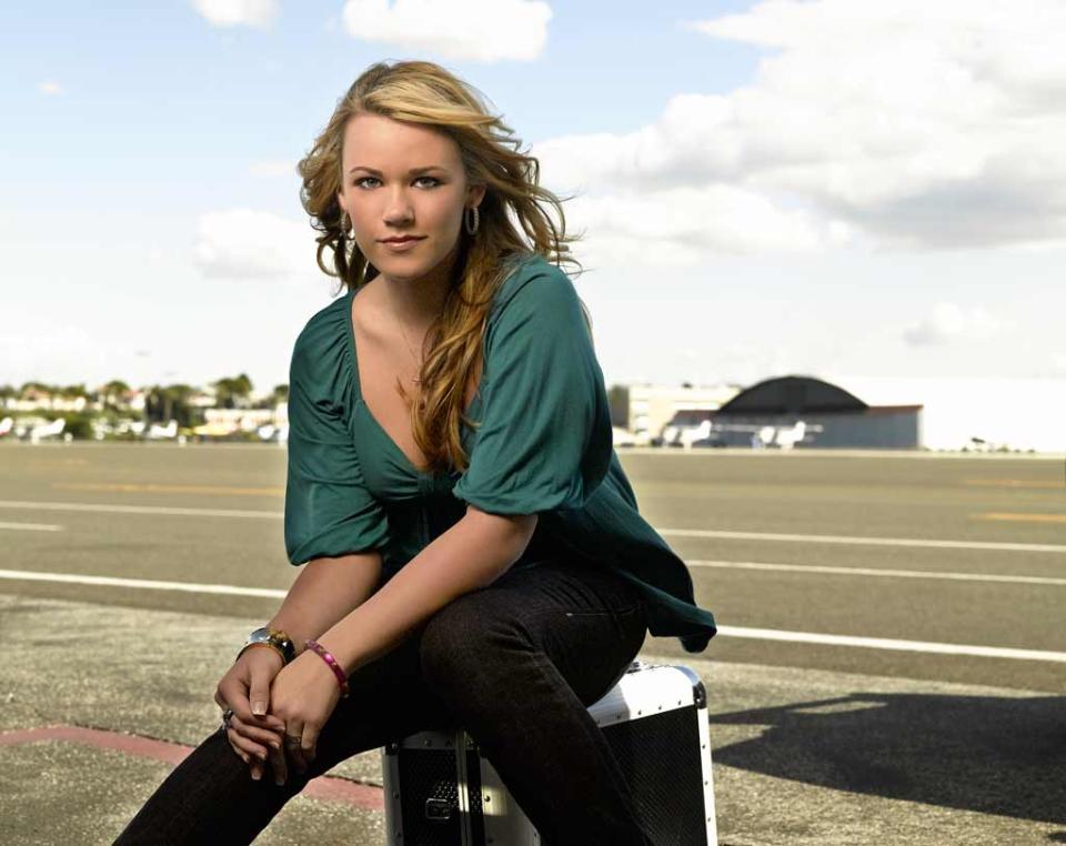 Alaina Whitaker, 16, from Tulsa, OK is one of the top 20 contestants on Season 7 of American Idol.