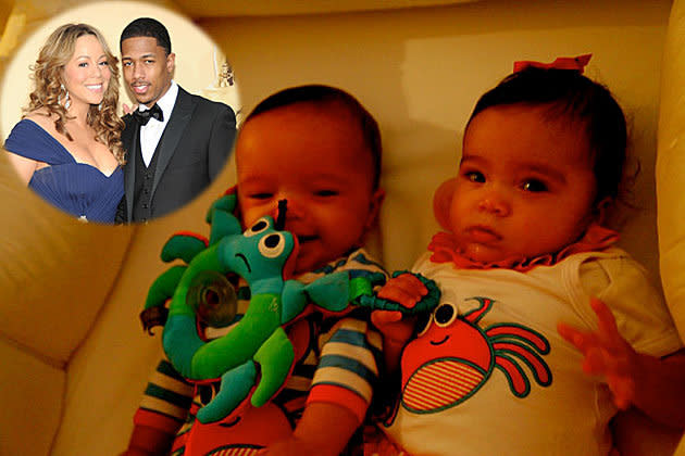 Zehn Monate sind Monroe und Moroccan mittlerweile alt. Kleine Knutschkugeln sind die Twins von Mariah Carey und Gatte Nick Cannon aber bestimmt immer noch! (Bilder: Twitter, Getty Images)