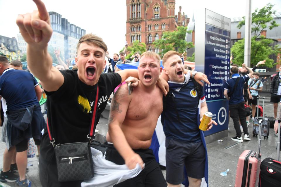 A shirtless fan defies the weather (Jeremy Selwyn)