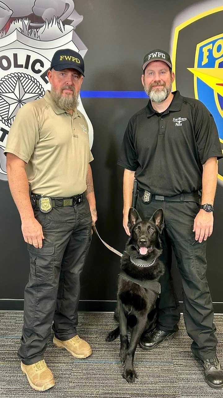 Sgt C. Hubbard and Officer K. Thompson, the Ft. Worth PD's K9 team trainer
