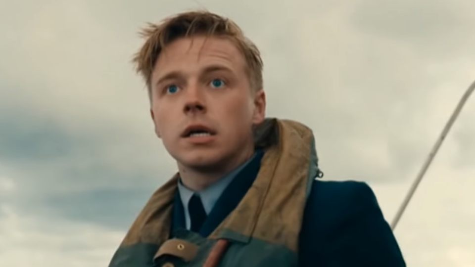 Jack Lowden in Dunkirk.