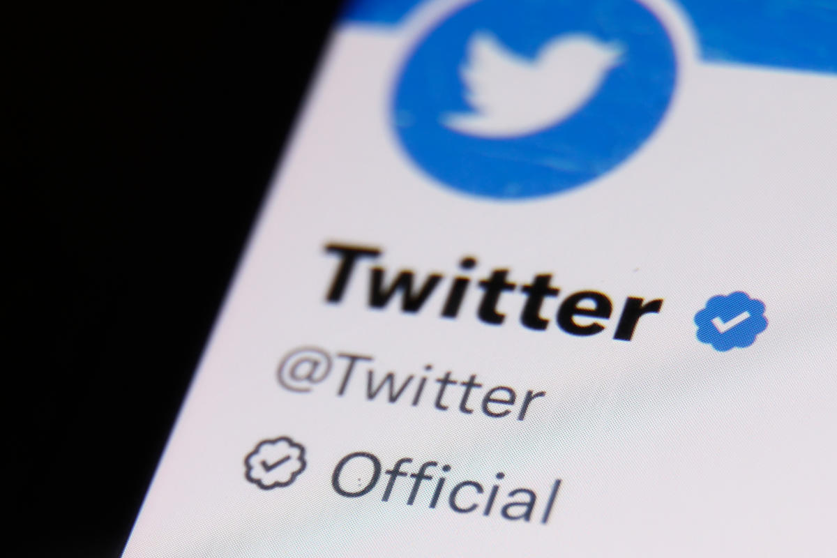 Twitter to launch a new multicoloured verification system soon