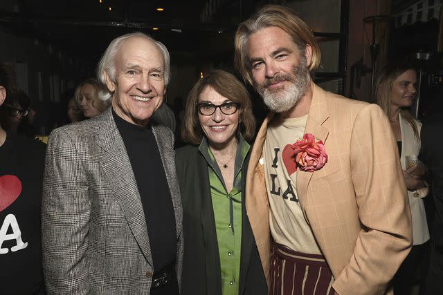 <p>Todd Williamson/JanuaryImages/Shutterstock </p> Robert Pine (left), Gwynn Gilford and Chris Pine on April 24, 2024