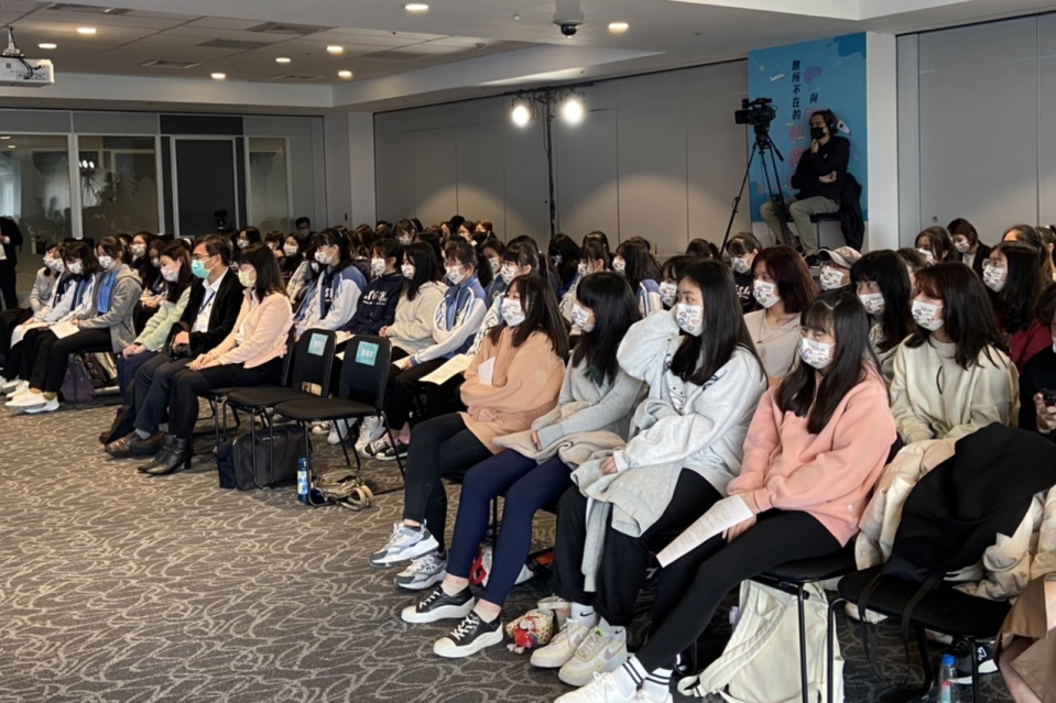 2023女科日活動，邀請蘭陽女中與石碇高中的女同學共同參與。