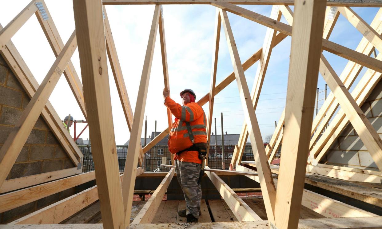 <span>Barratt said last week that the Labour government’s planning reforms could boost activity across the housebuilding industry.</span><span>Photograph: Bloomberg/Getty Images</span>