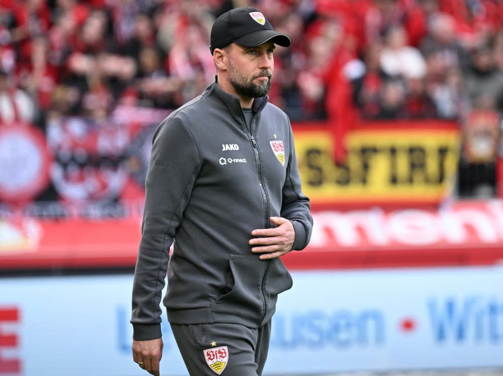 Kann noch Vizemeister werden: VfB-Coach Sebastian Hoeneß (INA FASSBENDER)