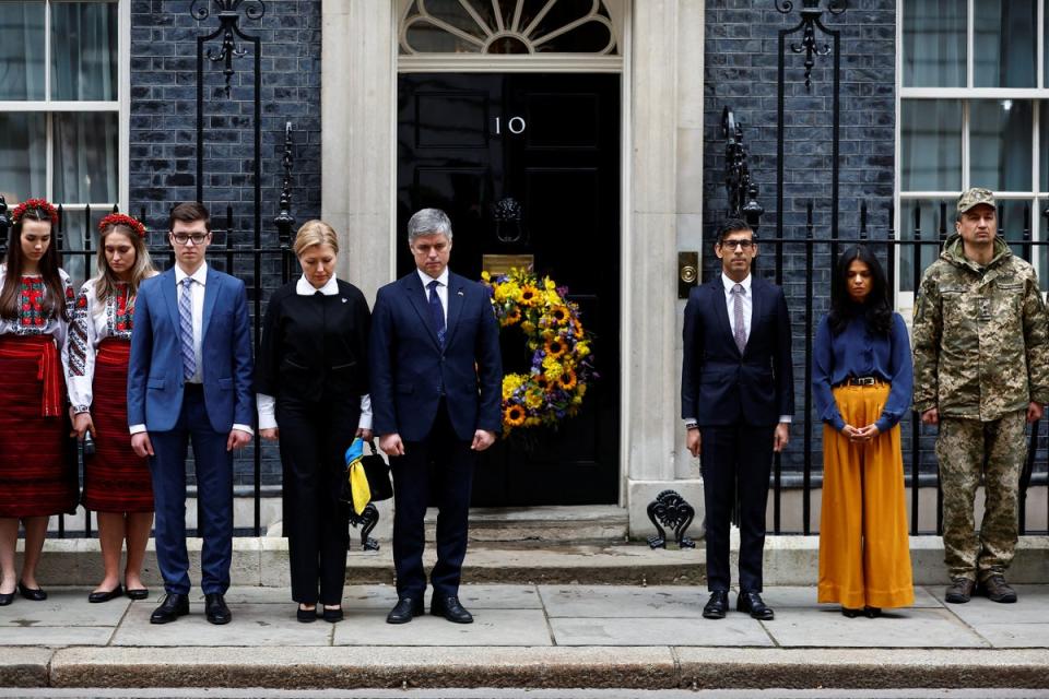 Britain’s Prime Minister Rishi Sunak and his wife Akshata Murthy, Ukrainian Ambassador to UK Vadym Prystaiko and wife Inna Prystaiko observe a minute’s silence to mark the one year anniversary of Russia’s invasion of Ukraine, (REUTERS)