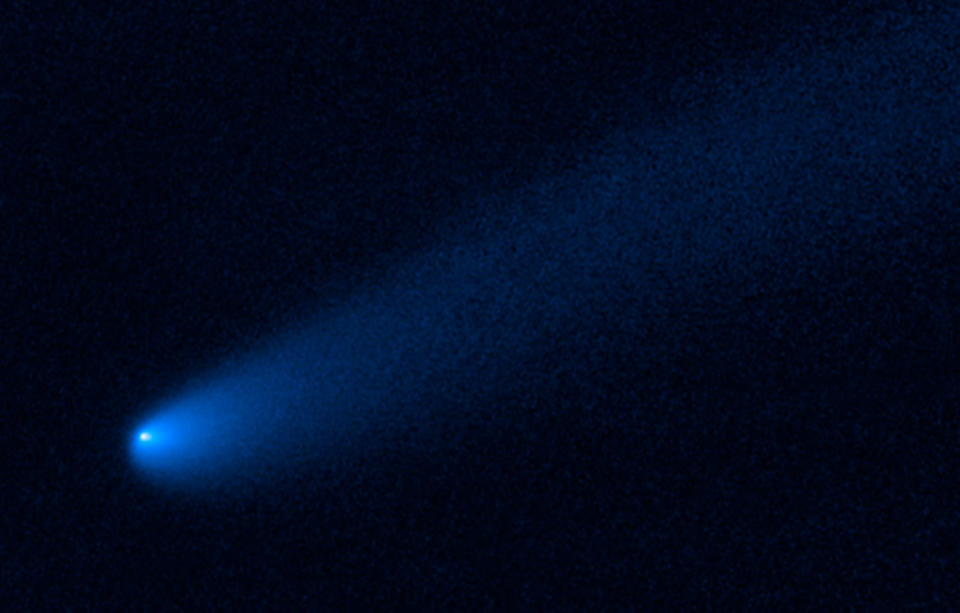 Comet LD2 was spotted by the Hubble Space Telescope. - Credit: NASA, ESA, and B. Bolin (Caltech)