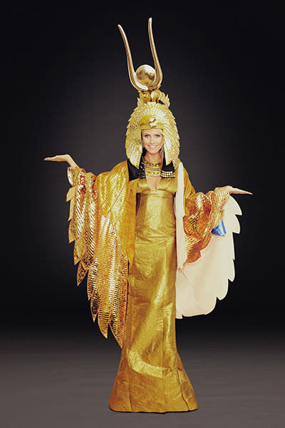 2012: Cleopatra