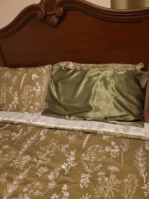 57% off a set of satin pillowcases to help maintain hair and skin health