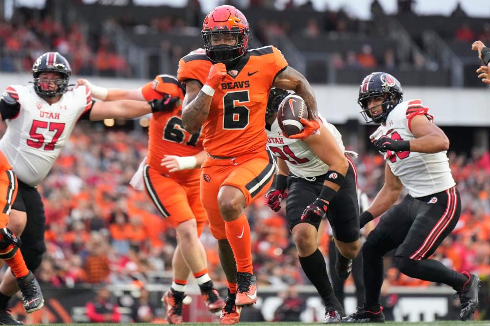 Oregon State rusher Damien Martinez will reportedly enter the spring transfer portal.