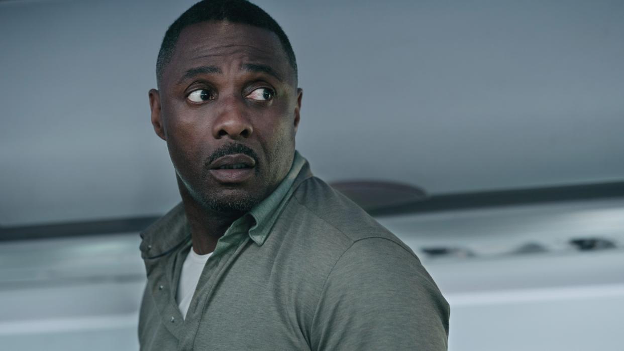  Idris Elba in Hijack. 