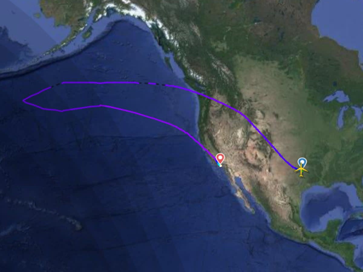 Tokyo-bound flight diverted to LAX (Flightradar24)