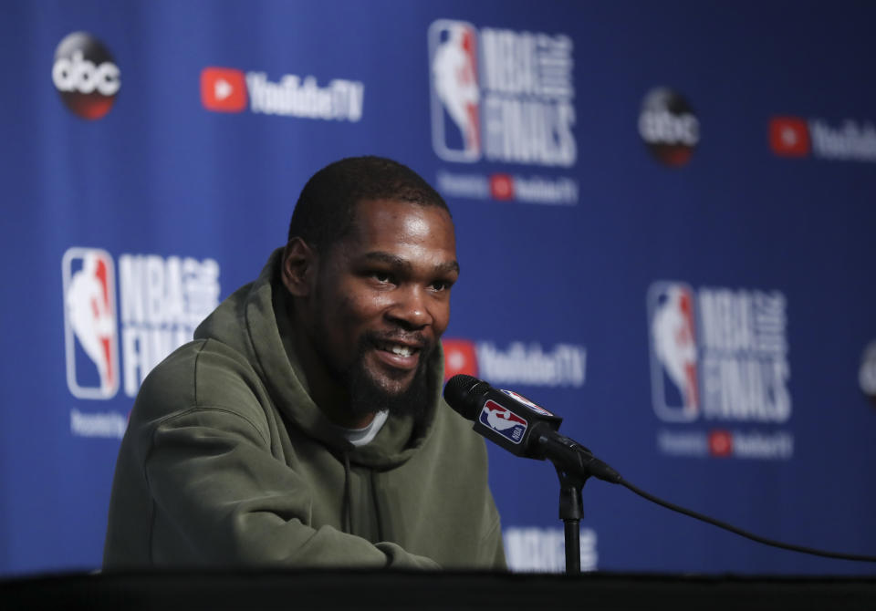 Golden State Warriors forward Kevin Durant seems to leave a trail of charity wherever he goes. (AP Photo)