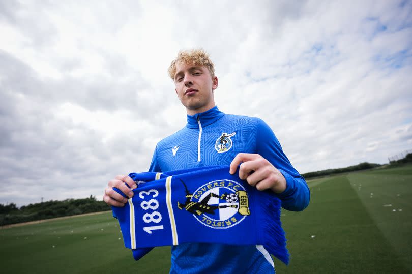 Dan Ellison becomes Bristol Rovers' fourth signing of the summer -Credit:Bristol Rovers FC