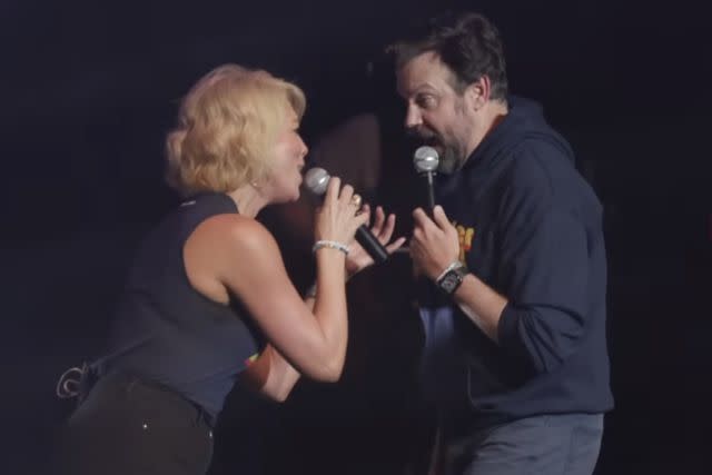 <p>Steps Of Faith Foundation/YouTube</p> Jason Sudeikis and Hannah Waddingham sing "Shallow" at the actor's annual charity event, Thundergong!