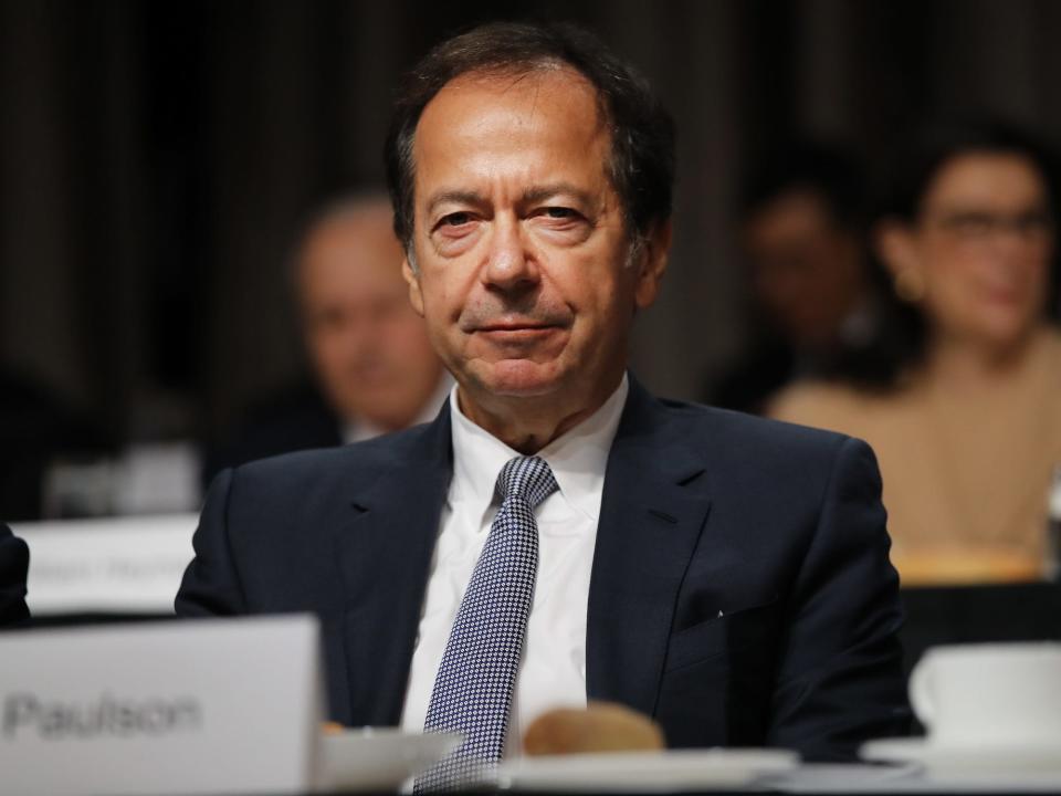 Hedgefondsbeheerder John Paulson woonde in 2019 een toespraak van Trump bij in New York.