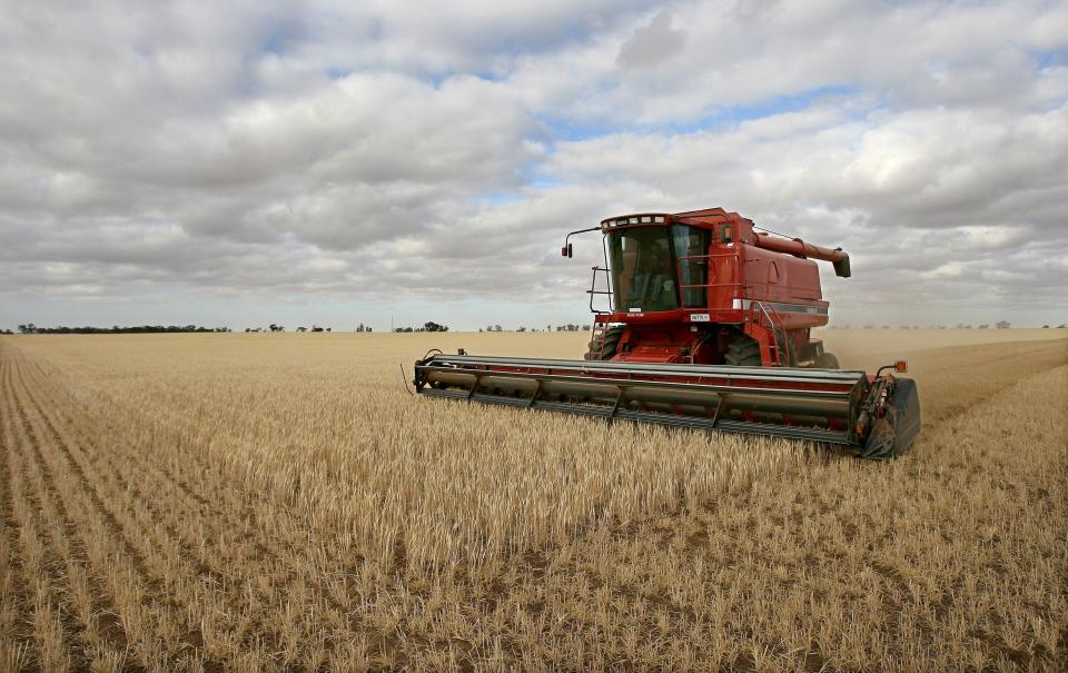 Even American farmers who want to ramp up wheat production can't do so easily, raising doubts that the U.S. can fill much of the void from Ukraine's wheat supply.