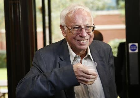 Tomas Lindahl reacts after winning the Nobel Prize for Chemistry at the Francis Crick Institute Clare Hall Laboratory, just north of London, Britain, October 7, 2015. Tomas Lindahl, Paul Modrich and Aziz Sancar won the prize for "mechanistic studies of DNA repair." REUTERS/Stefan Wermuth