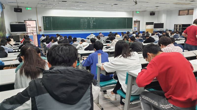  繁星推薦今天放榜，共有1萬4431人放榜。（示意圖／資料照）