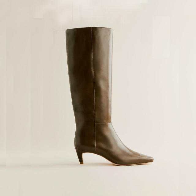 4 Rules of Wearing Knee-High Boots If You're Petite – PureWow