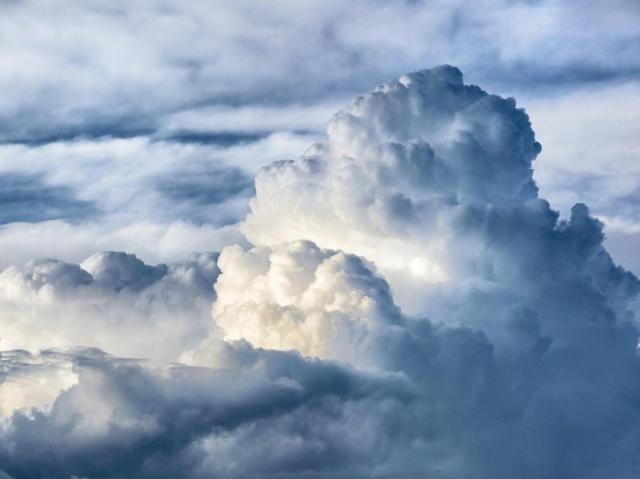 Les nuages, c'est de la vapeur d'eau, vrai ou faux ?