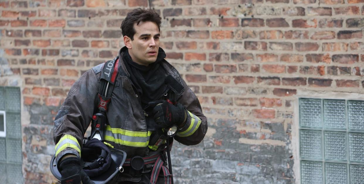 alberto rosende, chicago fire season 10