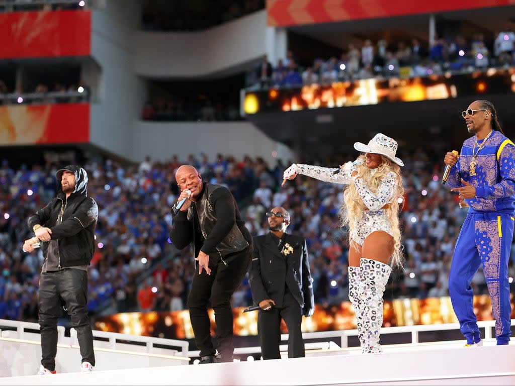 Eminem, Dr Dre, Kendrick Lamar, Mary J Blige and Snoop Dogg at the Super Bowl halftime show (Getty Images)