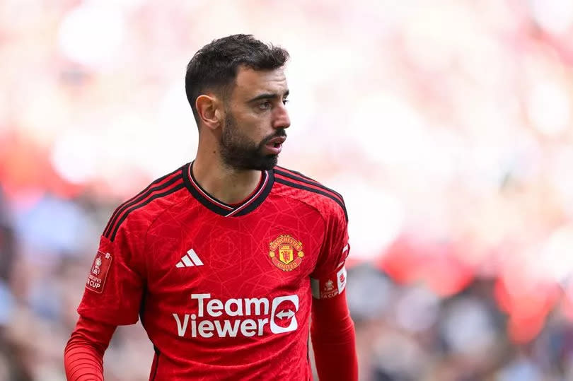 Arsenal legend Ian Wright and former Manchester United captain Roy Keane disagree over Bruno Fernandes