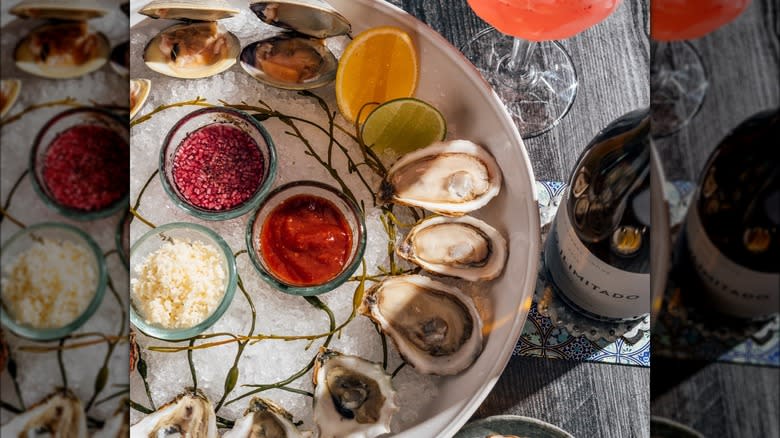 Iced raw oysters and sauces