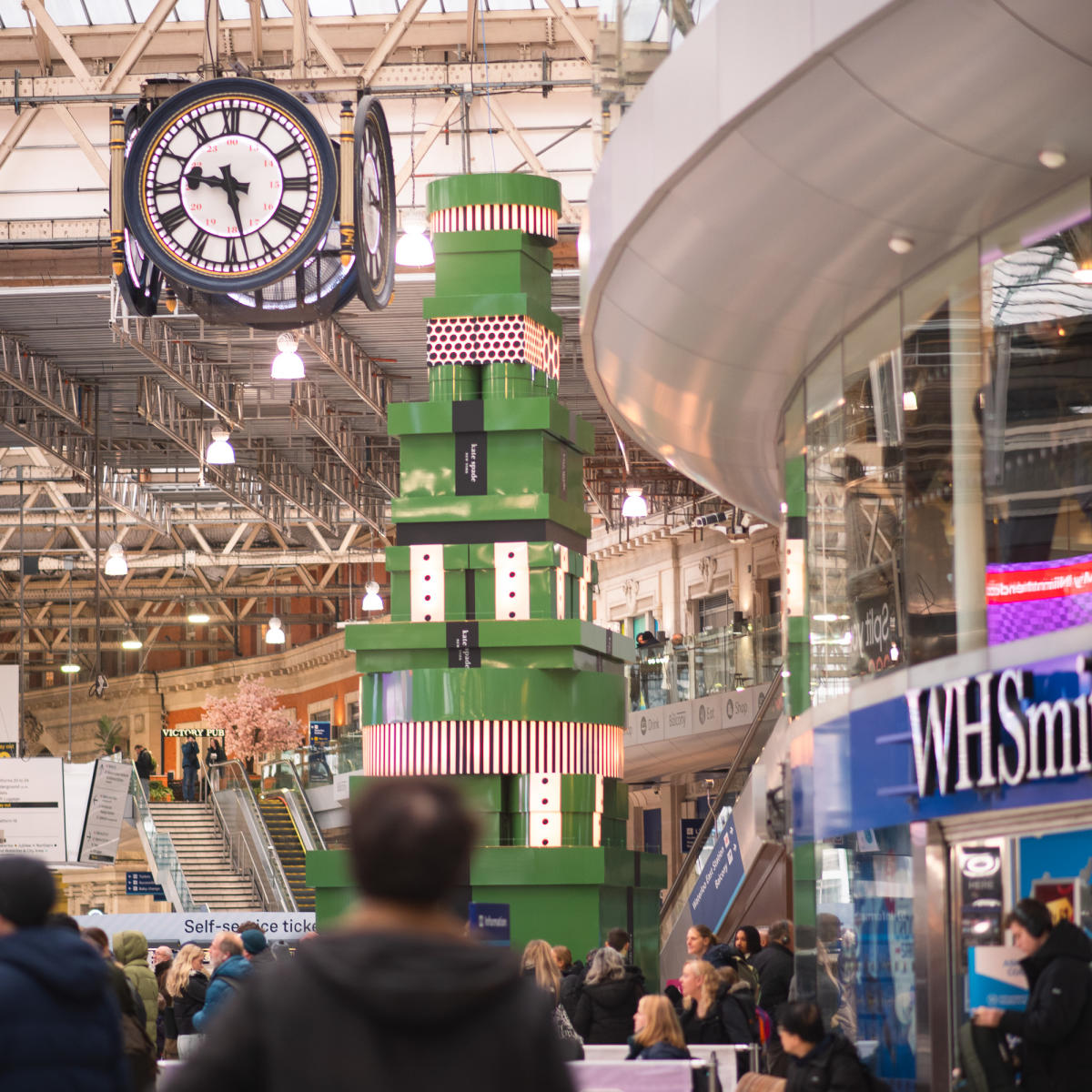 Kate Spade New York Stage a Christmas Tree at London’s Waterloo Station