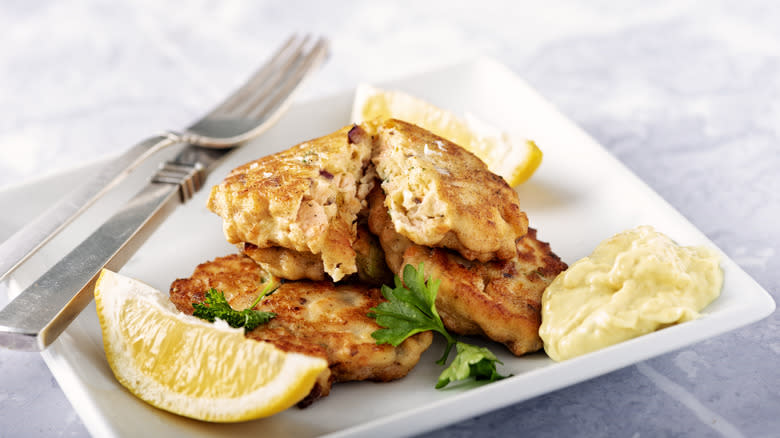 salmon cakes on a plate 