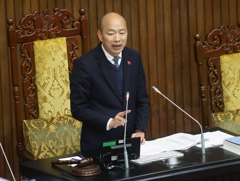 立法院長韓國瑜（圖）是否接任民主基金會，備受關注。他晚間在臉書表示，近日正努力邀請，希望邀請政大教授盧業中首肯出任基金會執行長。（中央社資料照）