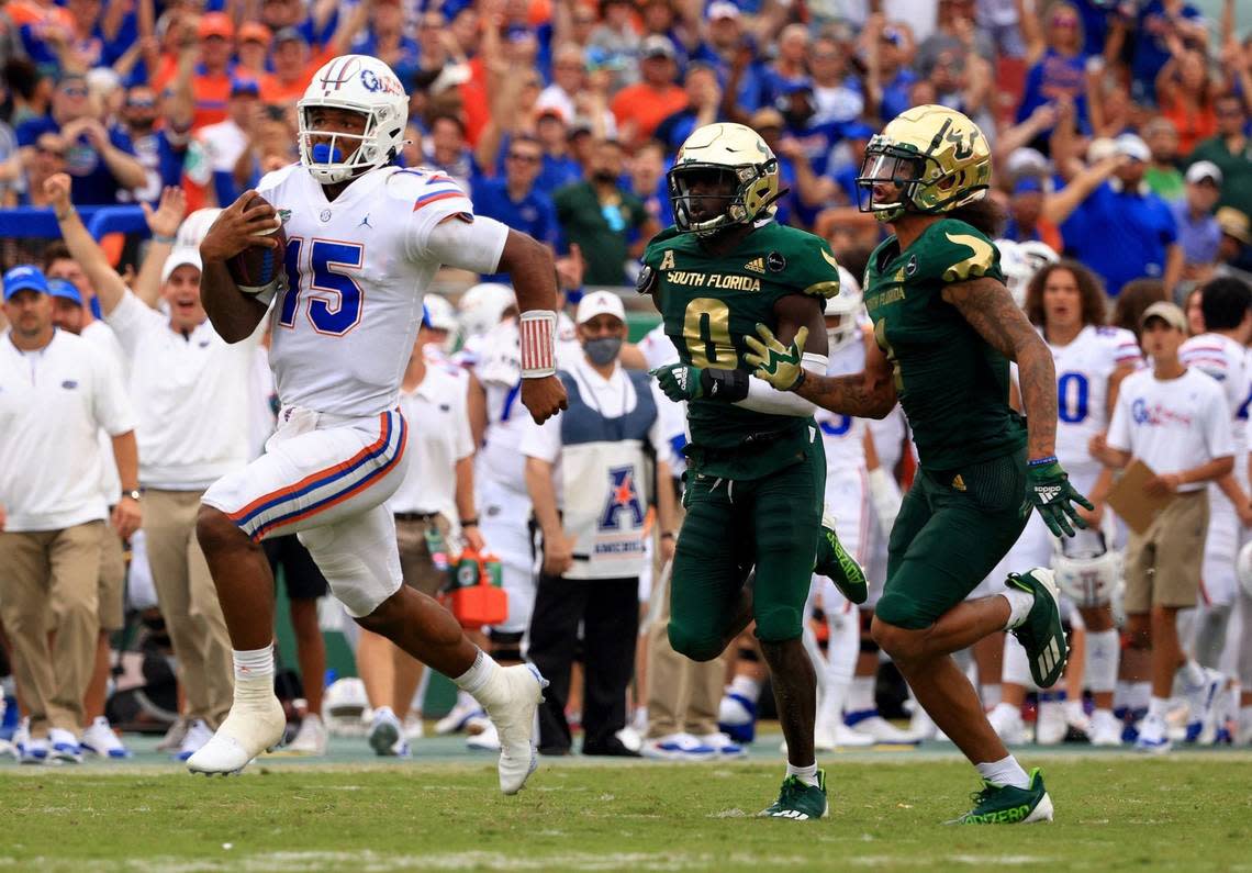TAMPA, FLORIDA - SEPTEMBER 11: Anthony Richardson #15 of the Florida Gators rushes for a fourth quarter touchdown during a game against the South Florida Bulls at Raymond James Stadium on September 11, 2021 in Tampa, Florida. (Photo by Mike Ehrmann/Getty Images) Mike Ehrmann/Getty Images