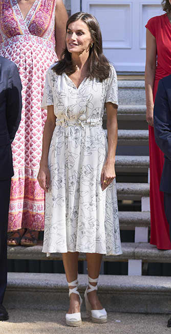 queen-letizia-floral-dress