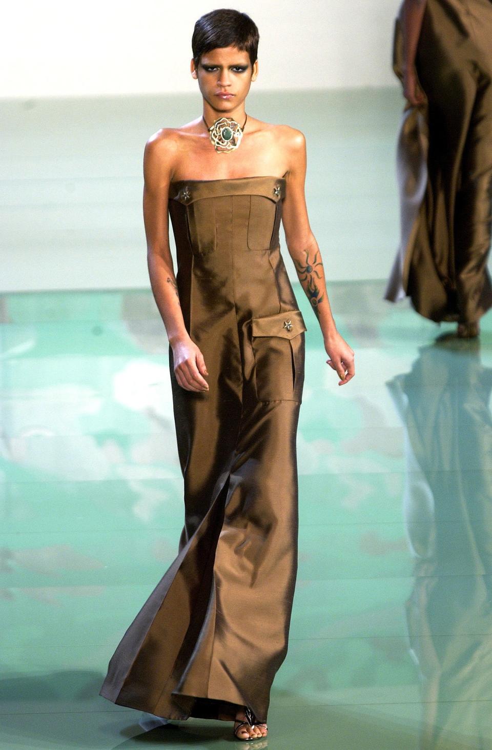 Valentino, spring 2003 ready-to-wear