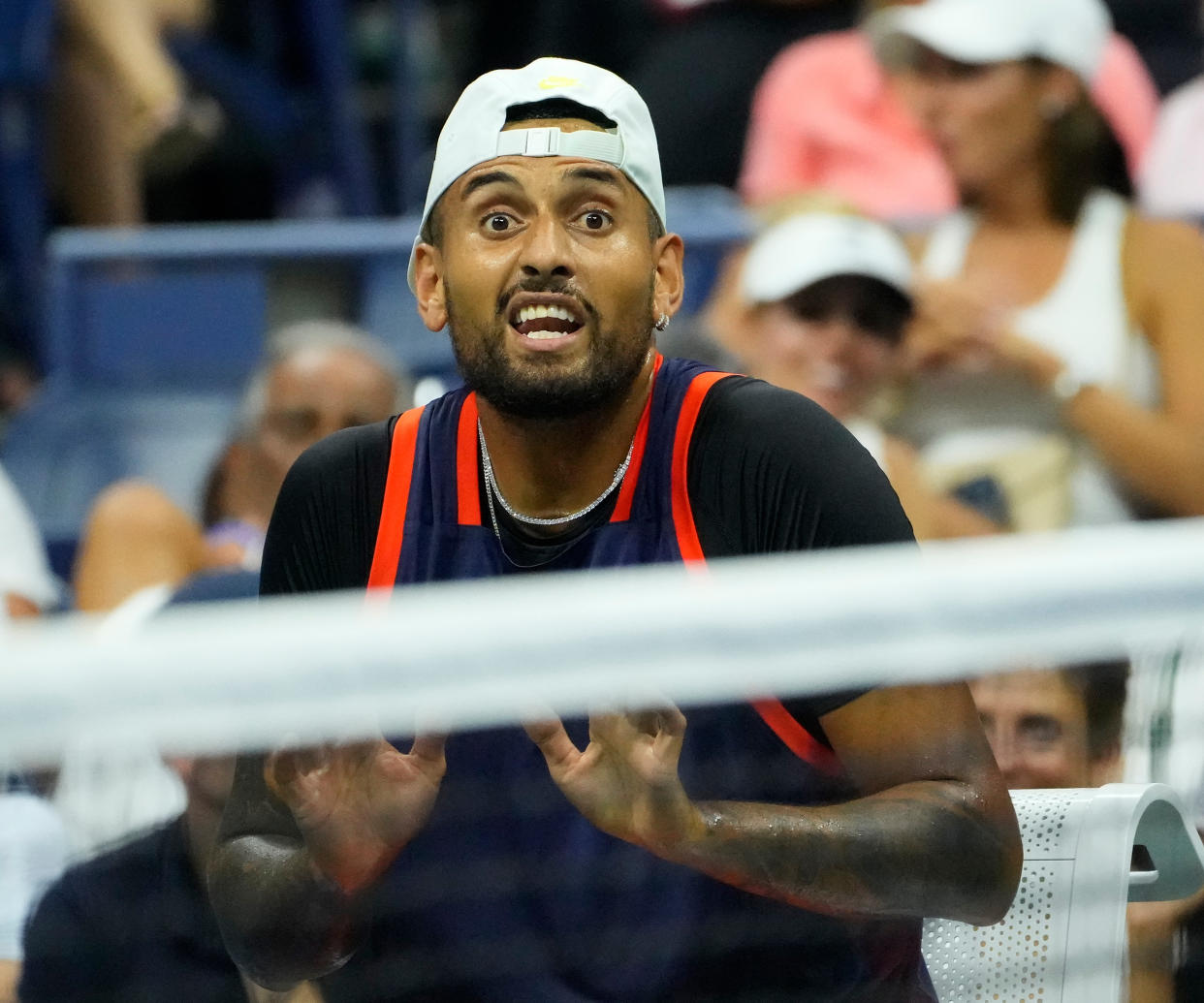 El australiano Nick Kyrgios después de ganar el primer set contra Thanasi Kokkinakis de Australia el primer día del torneo de tenis Abierto de EE. UU. 2022. (Foto: Robert Deutsch-USA TODAY Sports)