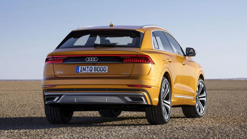 2022 audi q8