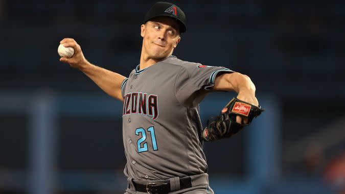 LOS ANGELES, CA - SEPTEMBER 05:  Zack Greinke #21 of the Arizona Diamondbacks pitches during the first inning of a game against the Los Angeles Dodgers at Dodger Stadium on September 5, 2017 in Los Angeles, California.