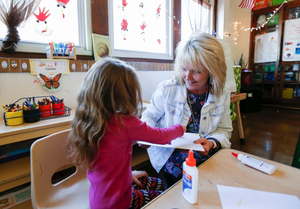 In 2019, Missouri Commissioner of Education Margie Vandeven visited the Campbell Early Childhood Center.