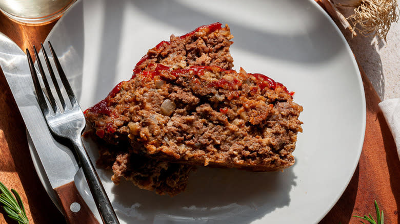 meatloaf slices on plate