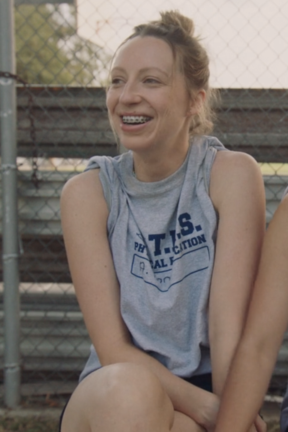 Anna in scene in gym clothes