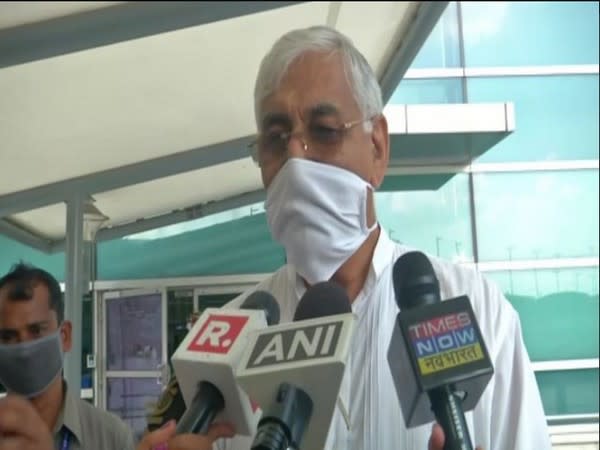 TS Singh Deo at Delhi airport (Photo/ANI)