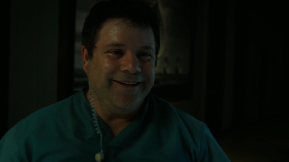 Bob Newby (Sean Astin) in a happy moment before his death by Demodog in <em>Stranger Things</em>. (Photo: Netflix)